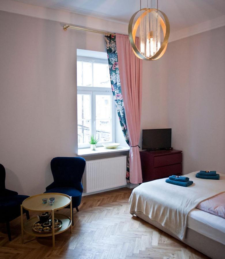 Apartament Piano Praga Varsovie Extérieur photo